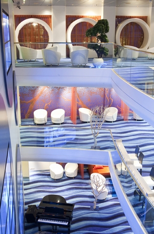 AA-Mein-Schiff-Blaue-Welt-Bar